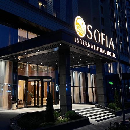Sofia International Hotel Бишкек Екстериор снимка