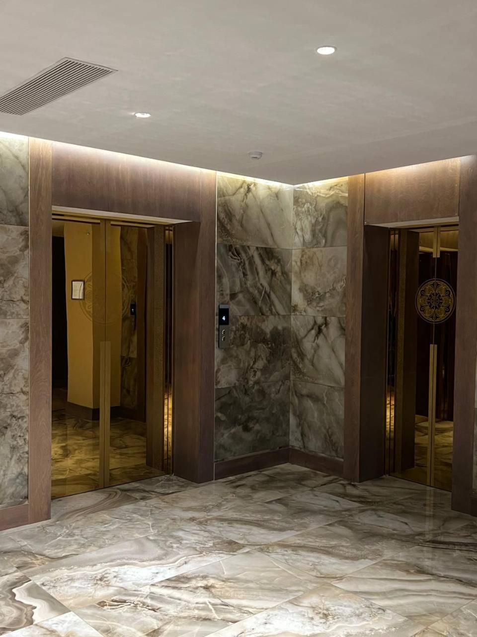 Sofia International Hotel Бишкек Екстериор снимка