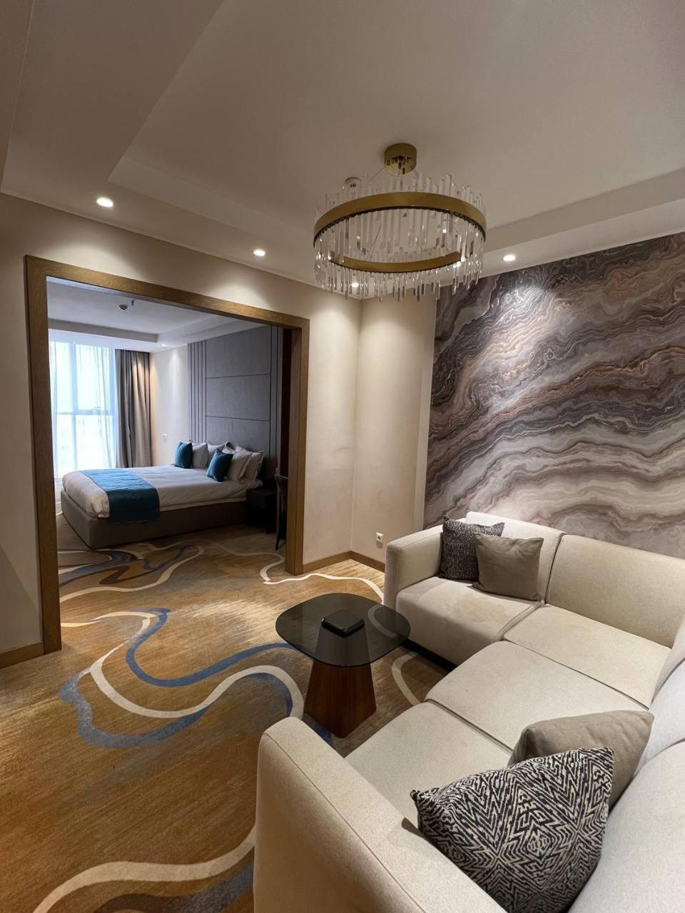 Sofia International Hotel Бишкек Екстериор снимка